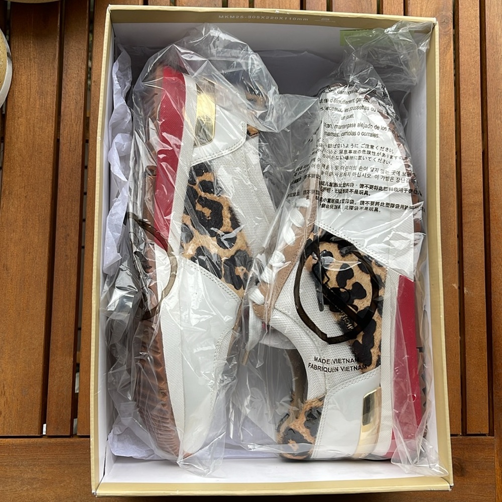 Michael Kors Women’s’ Sneakers - Picture 13 of 15